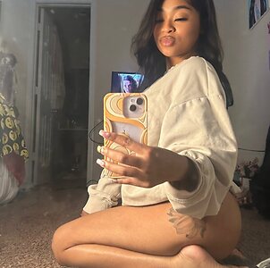 honey simone