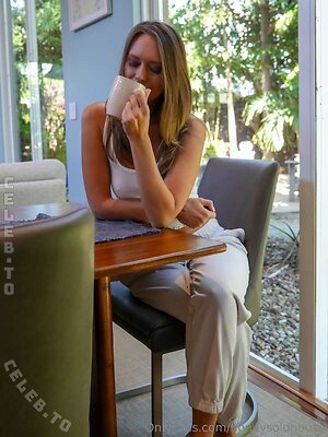 Honey Nude Leaked Photo #113