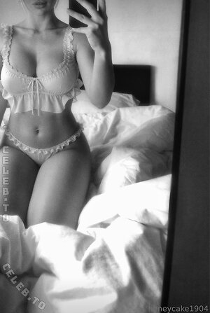 honeycake1904 Nude Leaked Photo #57