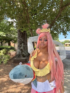 Honeygram leaked photo #17