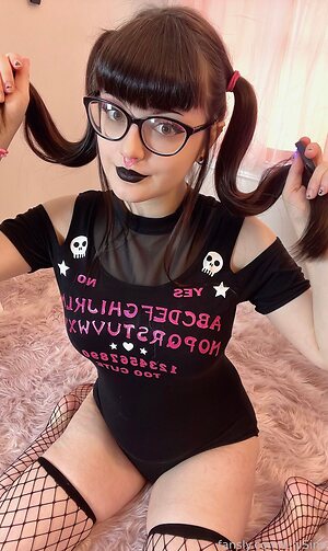 Honeymomo leaked photo #3
