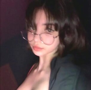 _honeymoongirl leaked photo #8