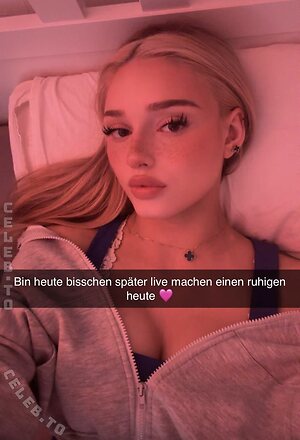 HoneyPuu Nude Leaked Photo #59