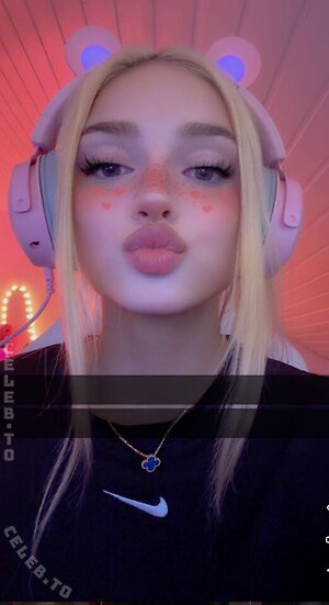 HoneyPuu Nude Leaked Photo #61