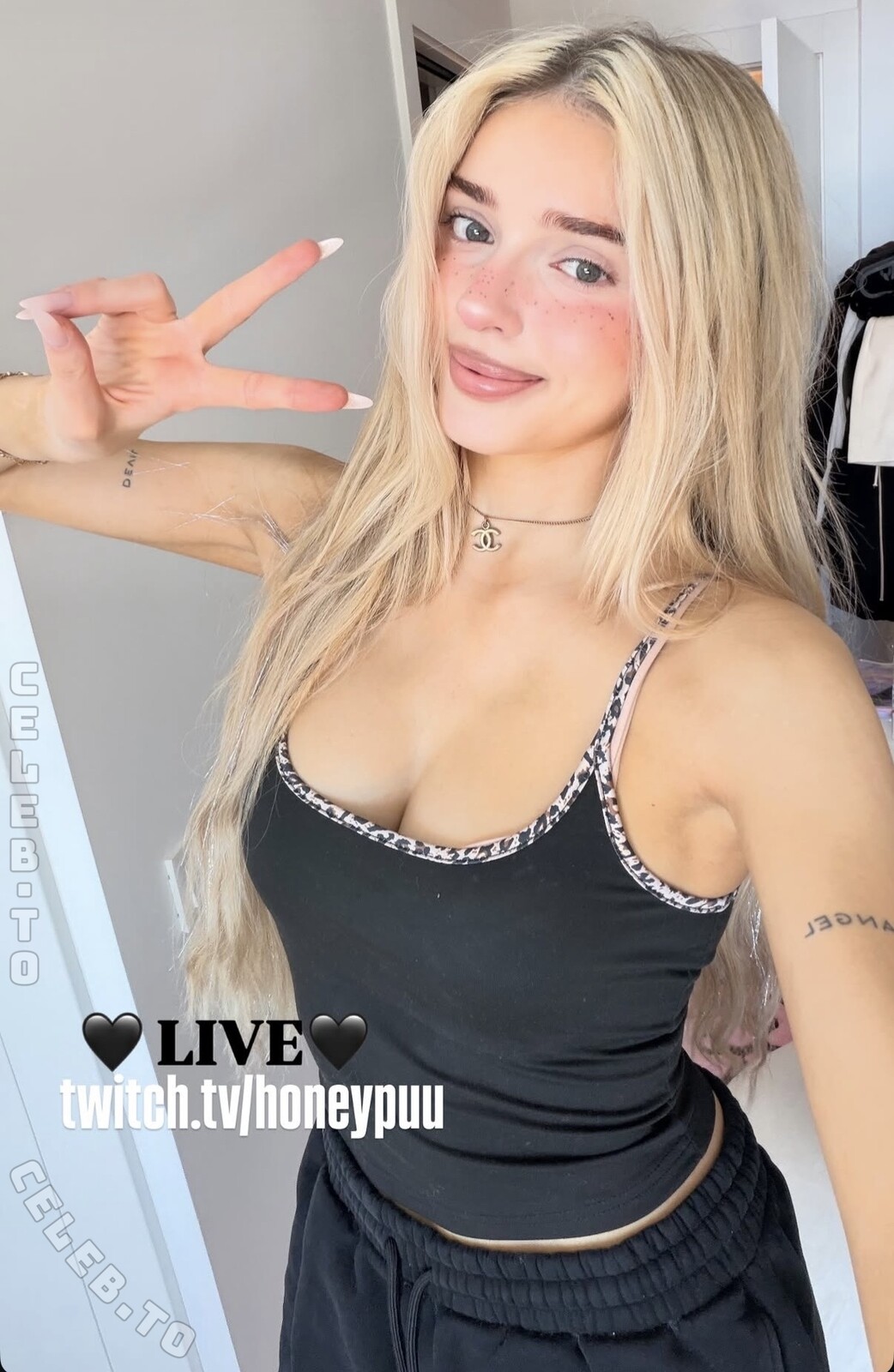 HoneyPuu photo