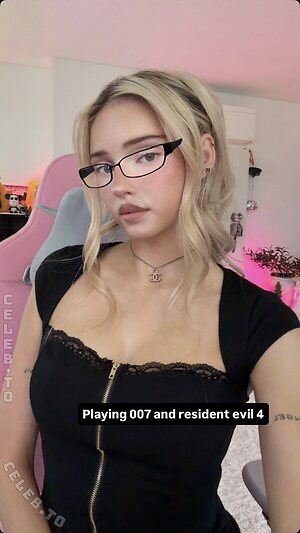 HoneyPuu photo
