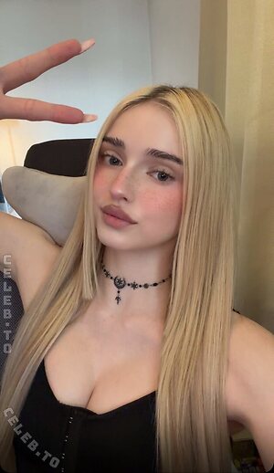 HoneyPuu leaked photo #266