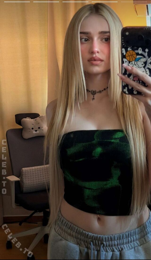 Isabell Schneider leaked photos