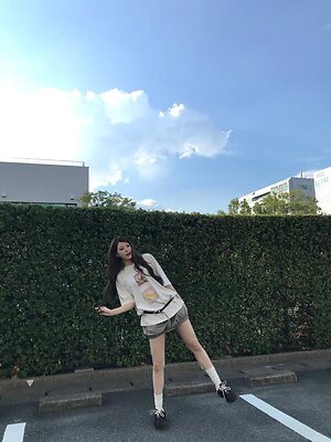 Hong Eunchae leaked photo #7