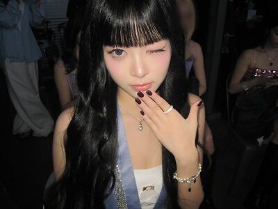 Hong Eunchae leaked photo #33