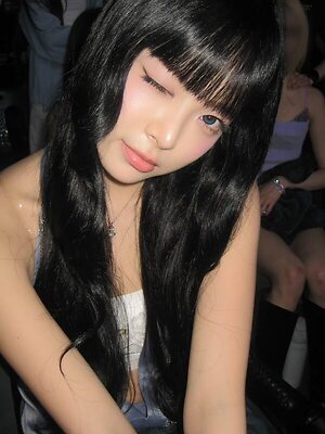 Hong Eunchae leaked photo #36