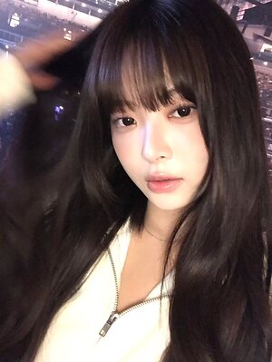 Hong Eunchae leaked photo #51