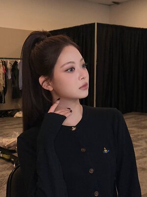 Hong Eunchae leaked photo #68