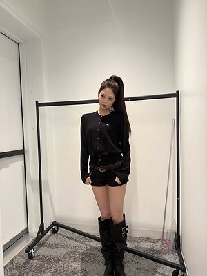 Hong Eunchae leaked photo #69