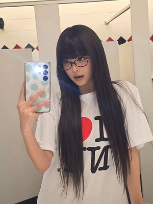 Hong Eunchae leaked photo #77