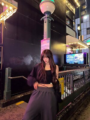 Hong Eunchae leaked photo #87