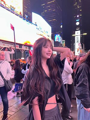 Hong Eunchae leaked photo #93