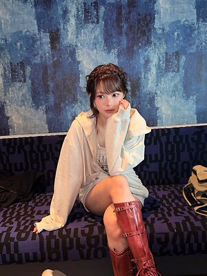 Hong Eunchae leaked photo #134