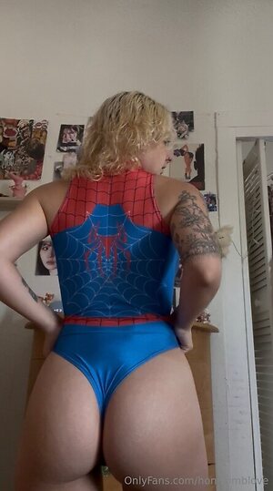 honicomblove leaked photo #4