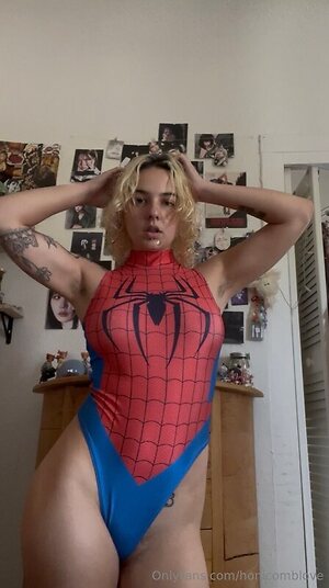 honicomblove leaked photo #7