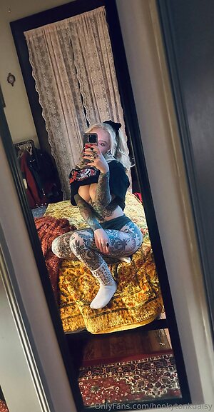 HonkyTonkDaisy leaked photo #7