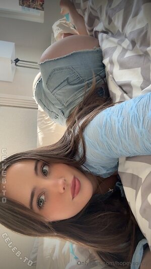 Hope Ann Nude Leaked Photo #19