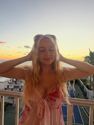 hopeemarie1 leaked photo #8