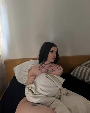 Hot german goth leaked photo #33