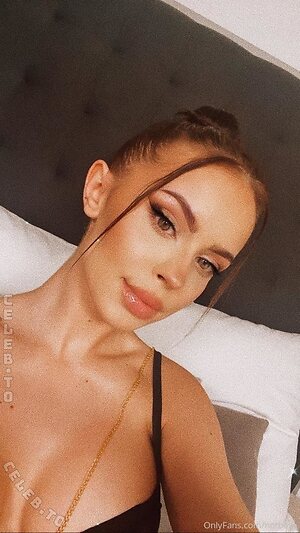 HotBella Nude Leaked Photo #69