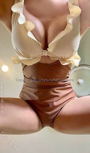 HotMomJane photo
