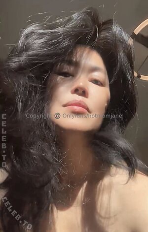 HotMomJane leaked photos