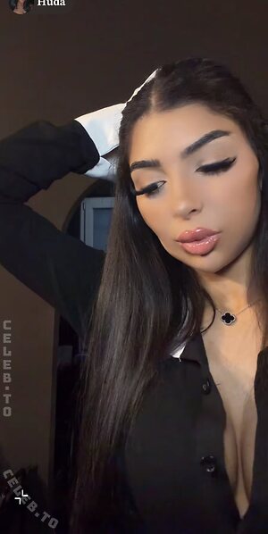 Houda Sanchez leaked photo #23