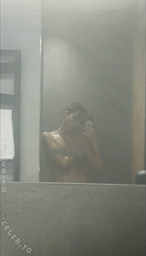 Set 9 — 2 photos
