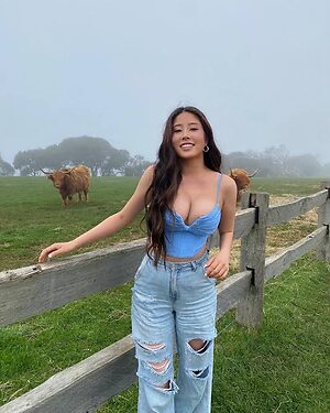 huge tit aussie Asian leaked photo #2