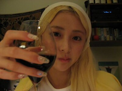 Huh Yunjin leaked photo #8