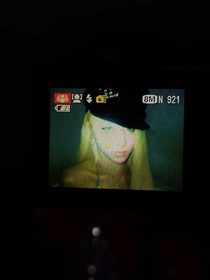 Huh Yunjin leaked photo #33