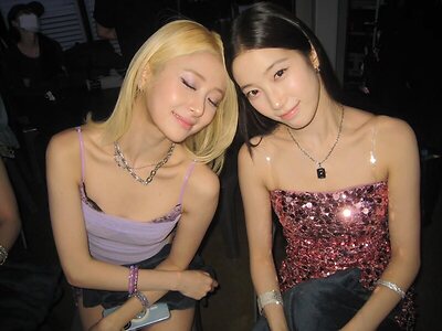 Huh Yunjin leaked photo #76