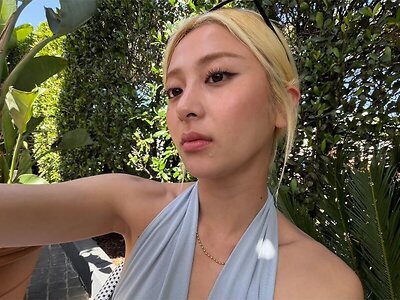Huh Yunjin leaked photo #110