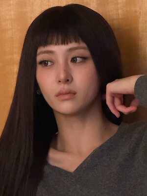 Huh Yunjin leaked photo #171