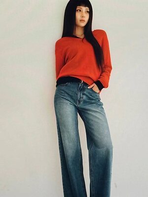 Huh Yunjin leaked photo #174