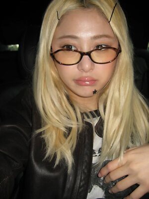 Huh Yunjin