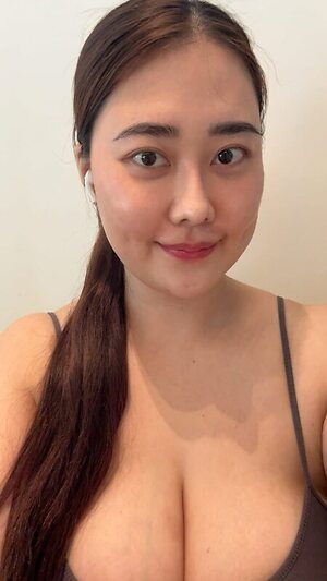 Huiyunxlena leaked photo #4