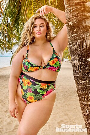 Hunter McGrady leaked photo #3