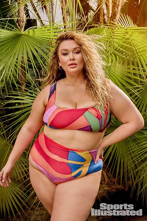 Hunter McGrady leaked photo #10