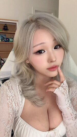 Hyoon photo