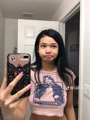 ialienz leaked photo #4