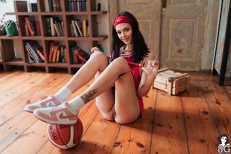 iambellahex leaked photo #42