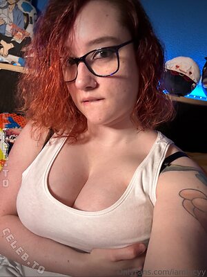 Iamlucyy Nude Leaked Photo #76