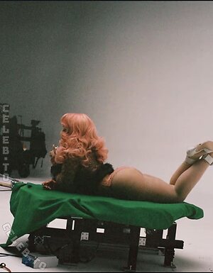 Ice Spice Nude Leaked Photo #12