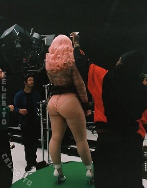 Ice Spice Nude Leaked Photo #15